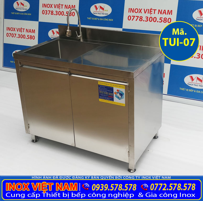 Tủ inox có bồn rửa đa năng và tiến dụng sản xuất Bếp Inox Việt Nam.
