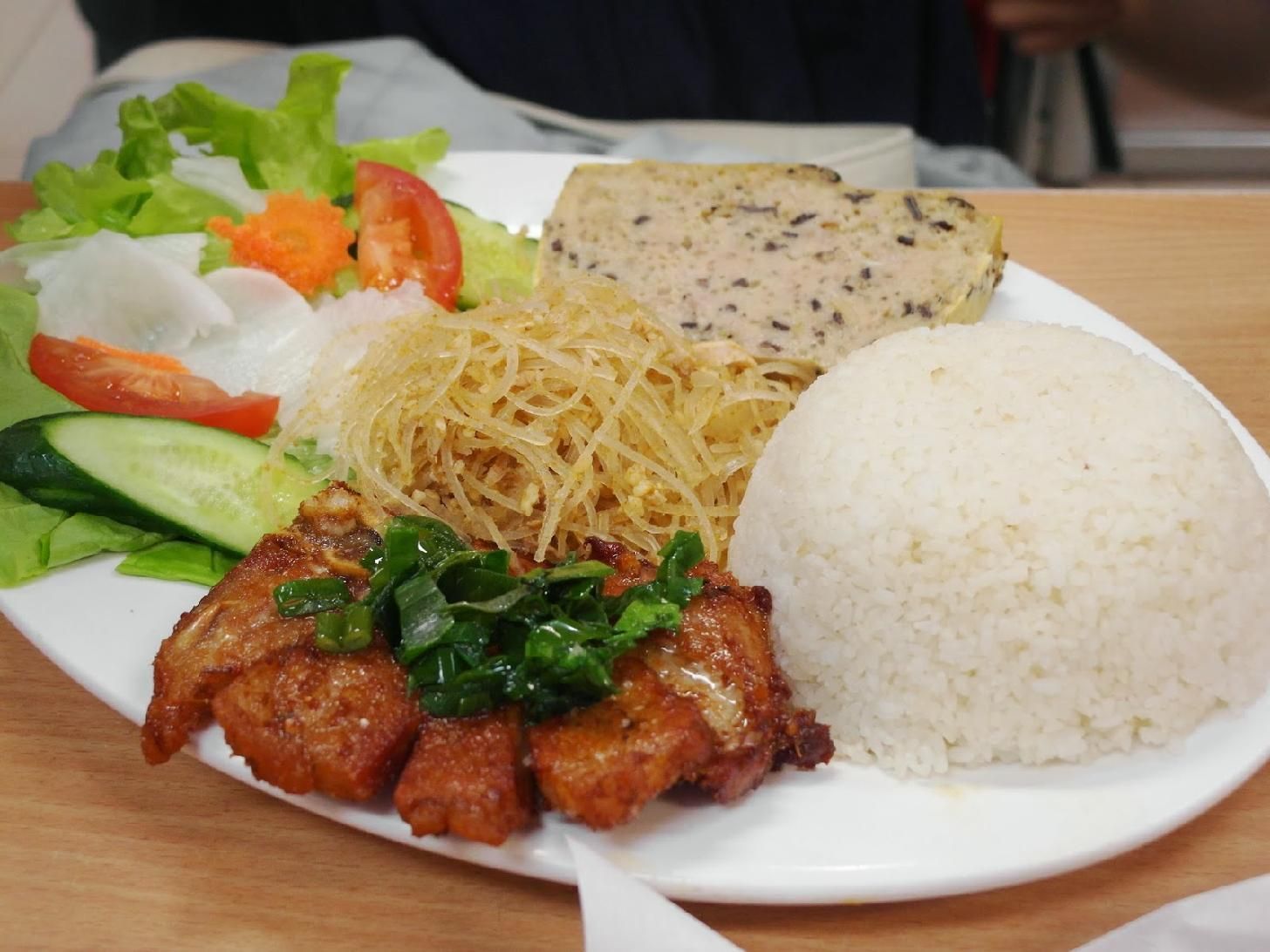 Món ngon hơn nhờ tủ hâm nóng 3 khay