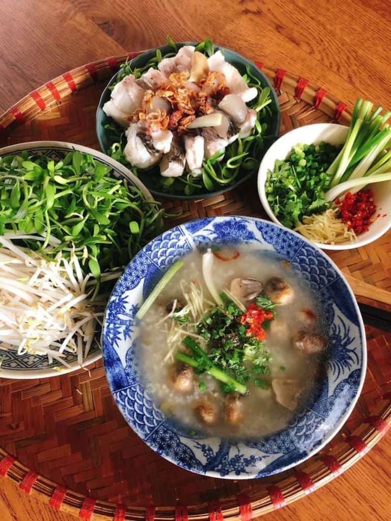 Cách Nấu Cháo Cá Lóc Nấm Rơm Rau Thơm Ngon Đơn Giản Tại Nhà